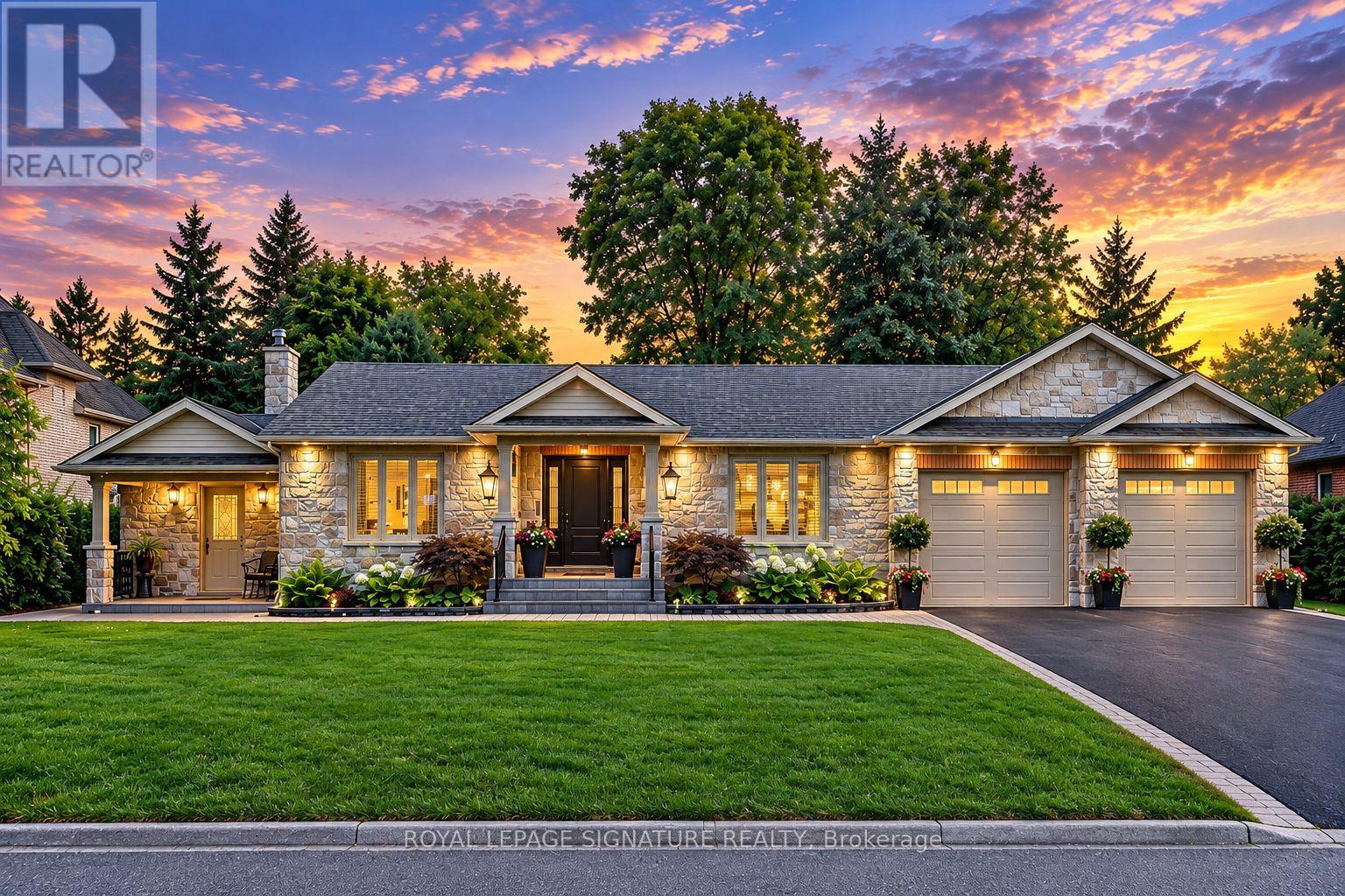 Photo of 2544 Sharon Crescent