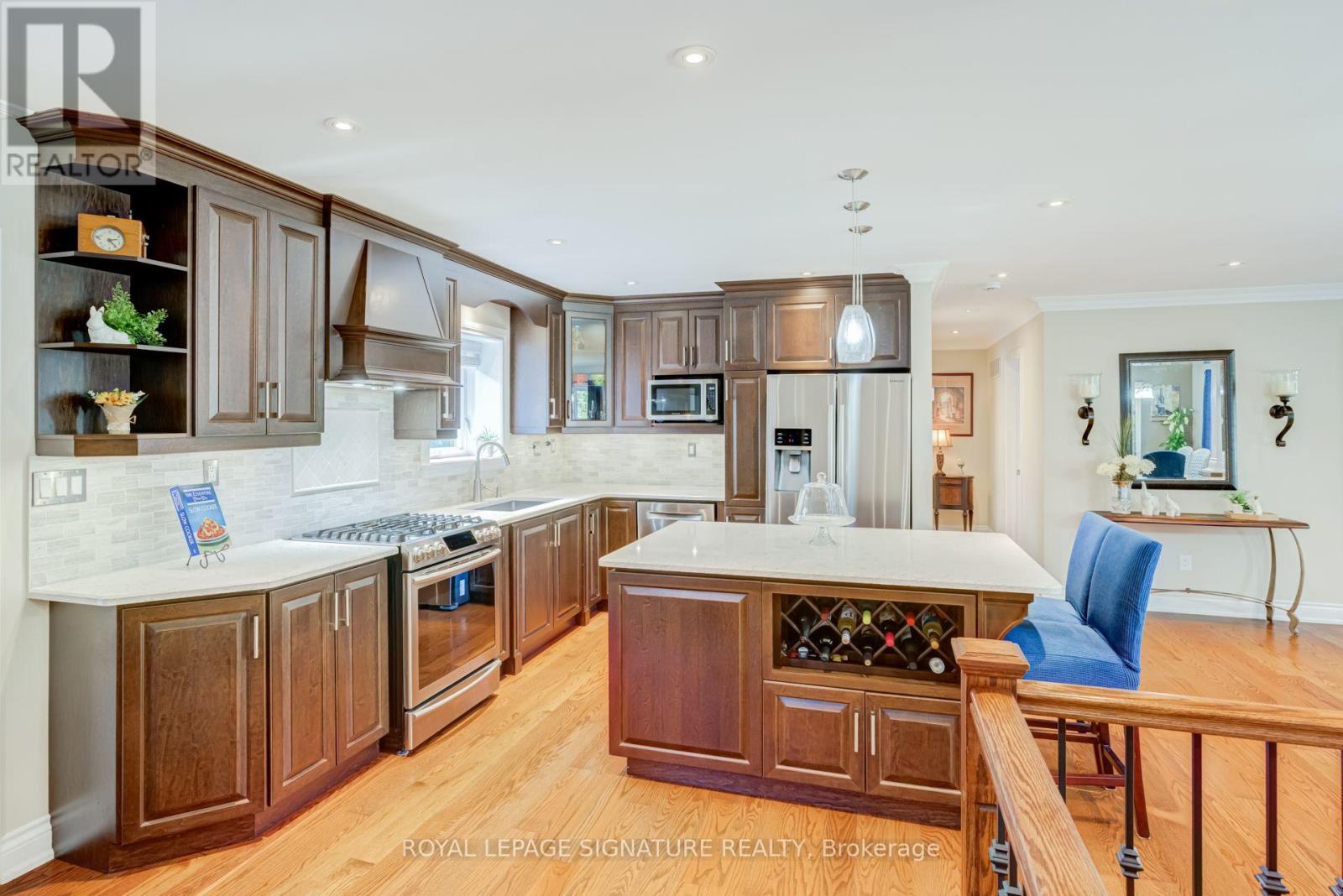 2544 SHARON CRESCENT - 4