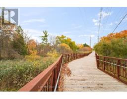 1310 Ravine Drive, Mississauga, ON L5J3E5 Photo 13