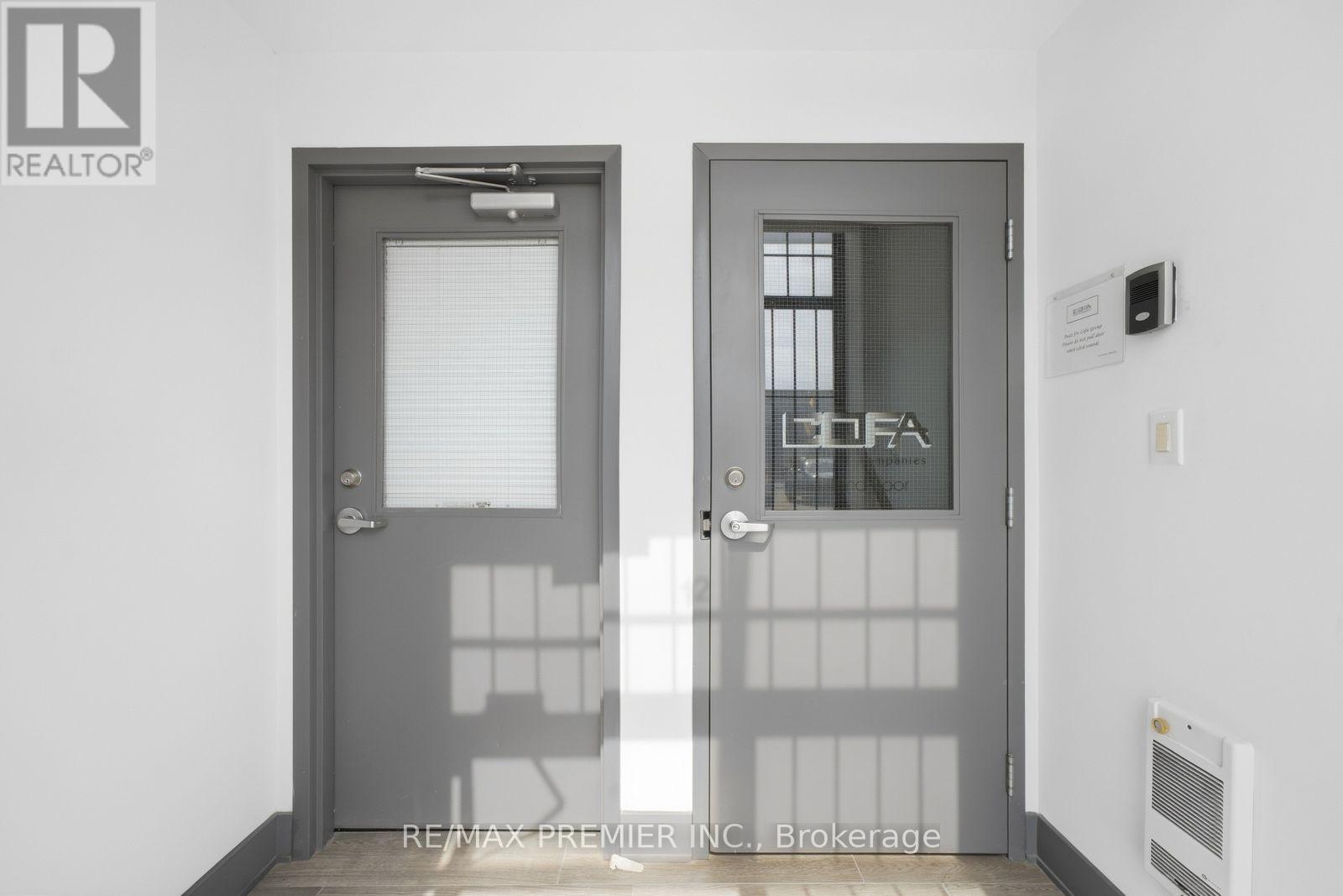 12 - 13 KENVIEW BOULEVARD, Brampton (Parkway Belt Industrial Area) — photo 4