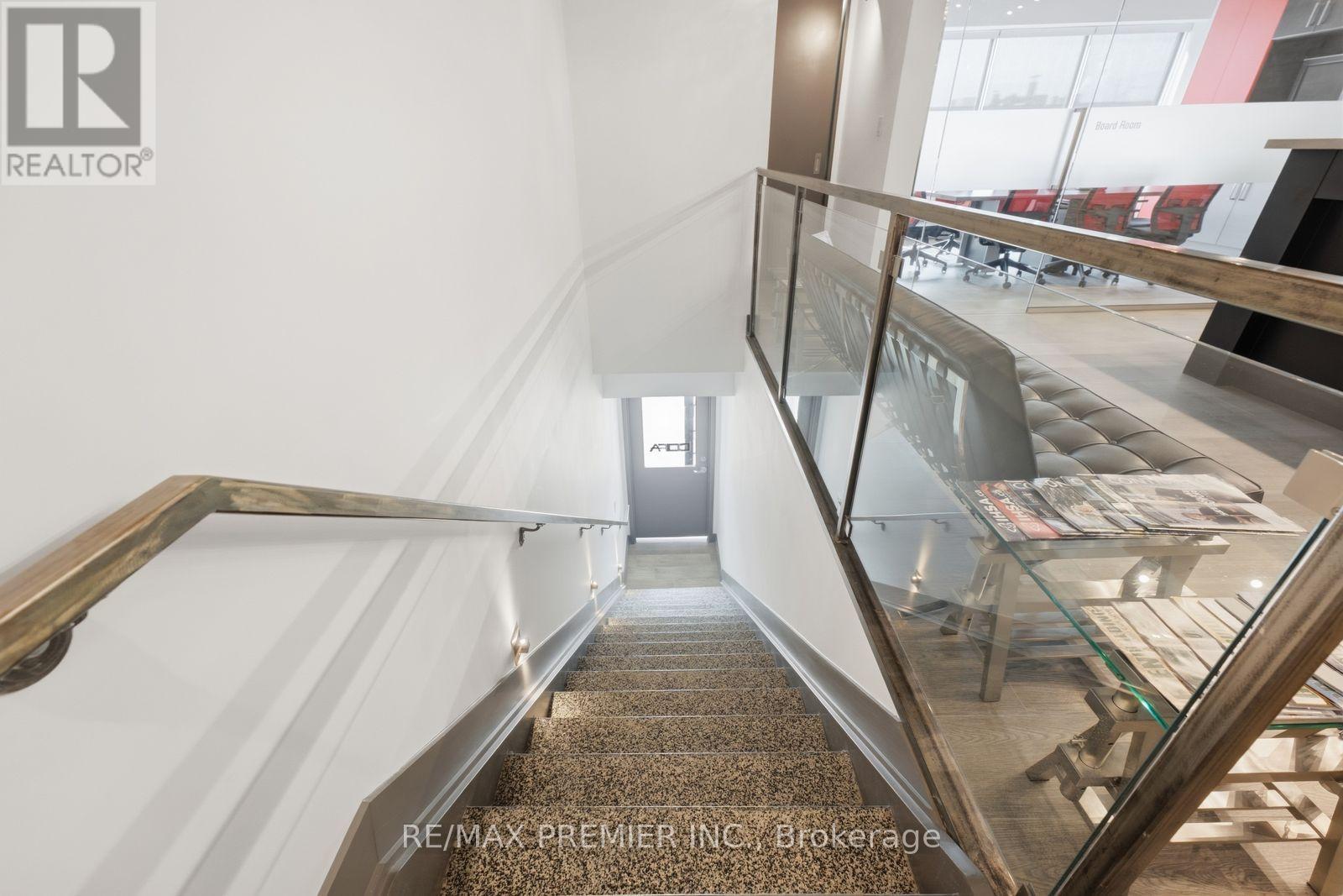 12 - 13 KENVIEW BOULEVARD, Brampton (Parkway Belt Industrial Area) — photo 5
