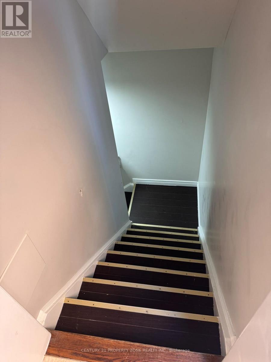 84 SPEEDWELL STREET, Brampton (Credit Valley) — photo 2