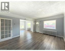 Primary Bedroom - 5576 Desson Avenue, Niagara Falls, ON L2G3T1 Photo 7