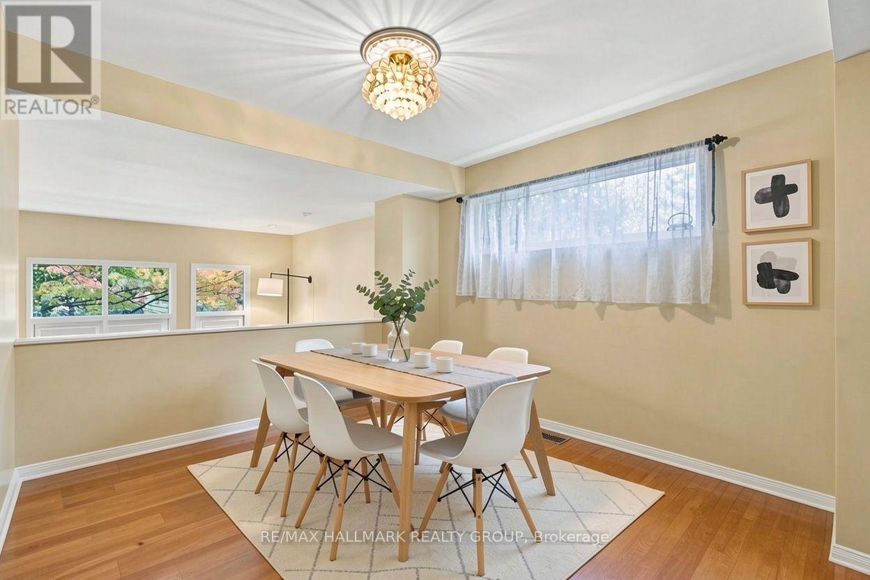 #2 121 MACKAY STREET - 11