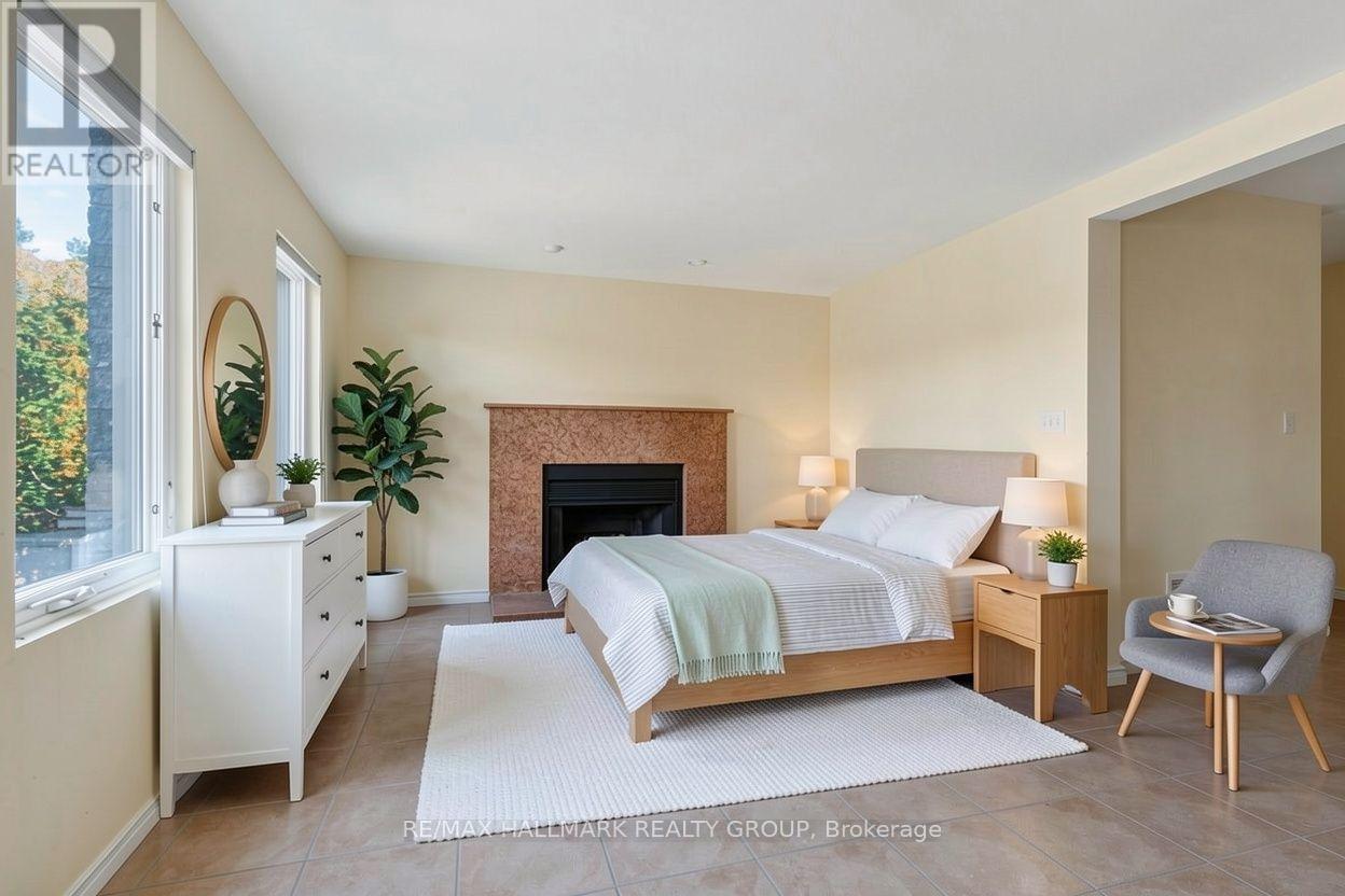 #2 121 MACKAY STREET - Image 27