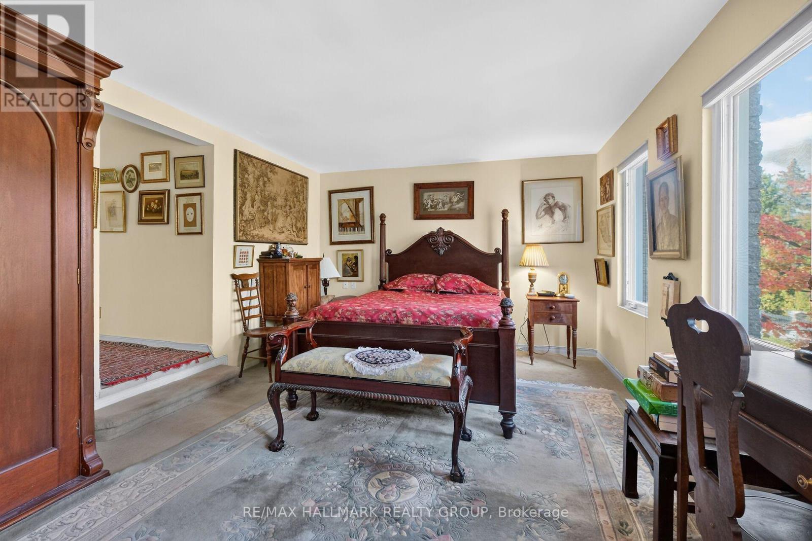 #2 121 MACKAY STREET - Image 28