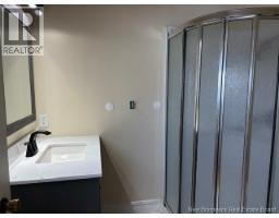 1015 Winton Crescent, Bathurst, NB E2A4G6 Photo 20