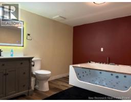 1015 Winton Crescent, Bathurst, NB E2A4G6 Photo 23
