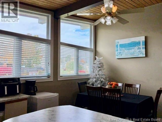 1015 Winton Crescent - 15