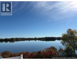 1015 Winton Crescent, photo 4