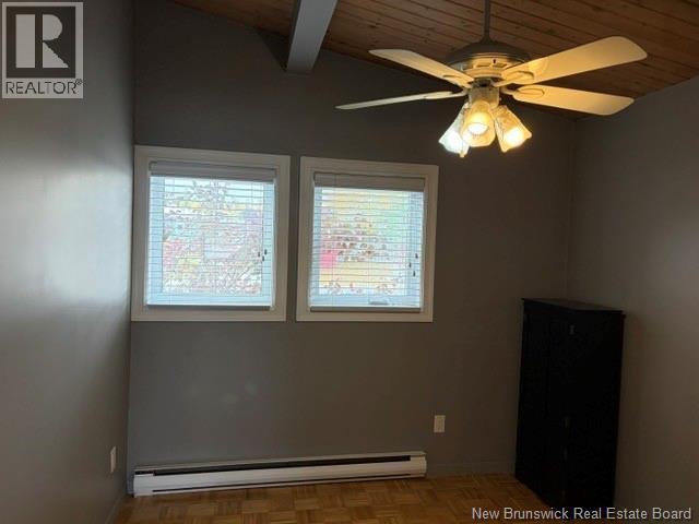1015 Winton Crescent - 27