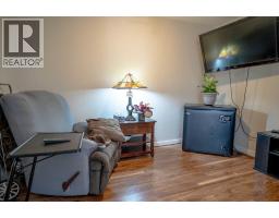 8412, 304 Mackenzie Way SW - photo 25