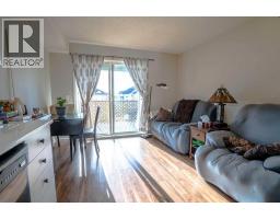8412, 304 Mackenzie Way SW - photo 20