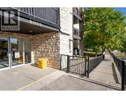 8412, 304 Mackenzie Way SW - photo 4
