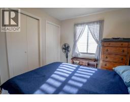 8412, 304 Mackenzie Way SW - photo 23