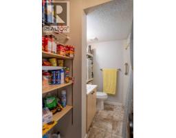 8412, 304 Mackenzie Way SW - photo 30
