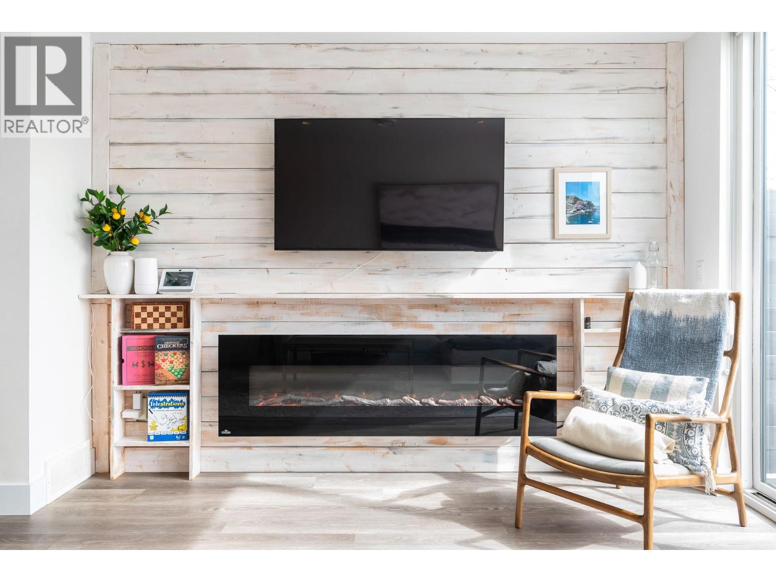 11581 Rogers Road Unit# 402, Lake Country - Image 1