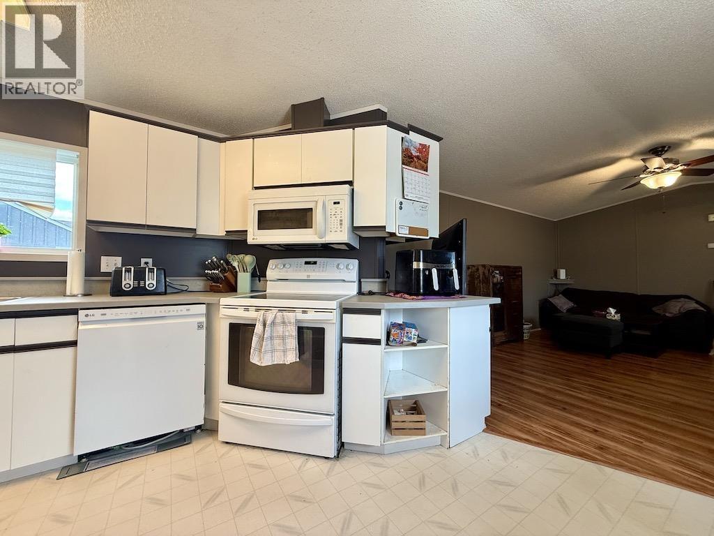 #23 8420 ALASKA ROAD - 11