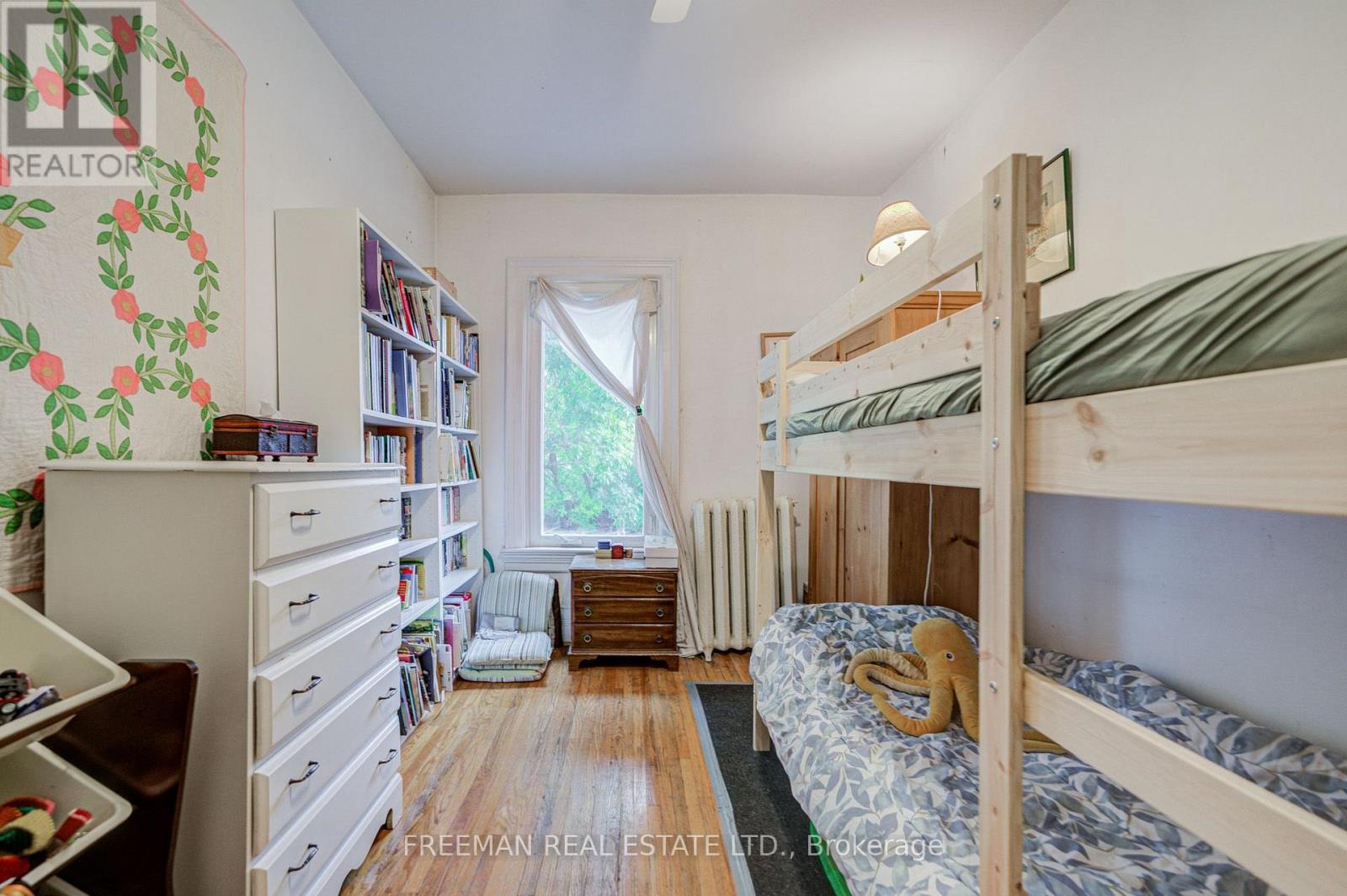 756 EUCLID AVENUE - 17