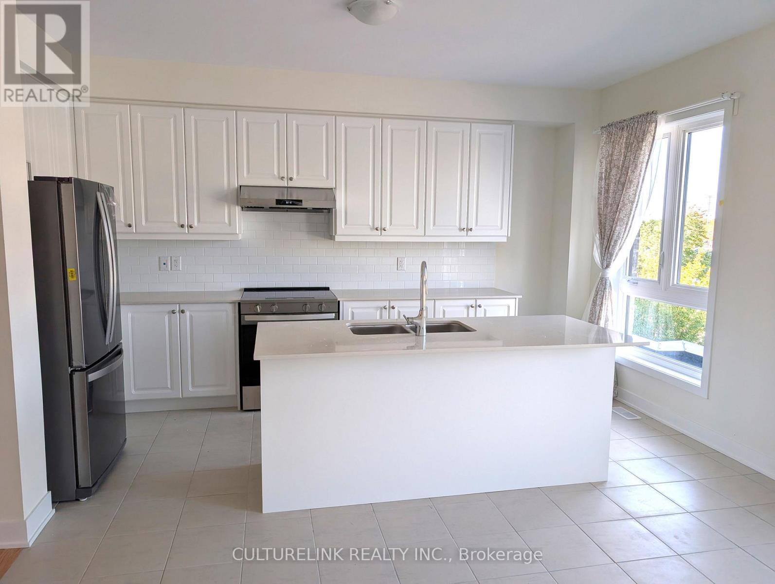 47 MUMBAI DRIVE, Markham (Middlefield) — photo 7