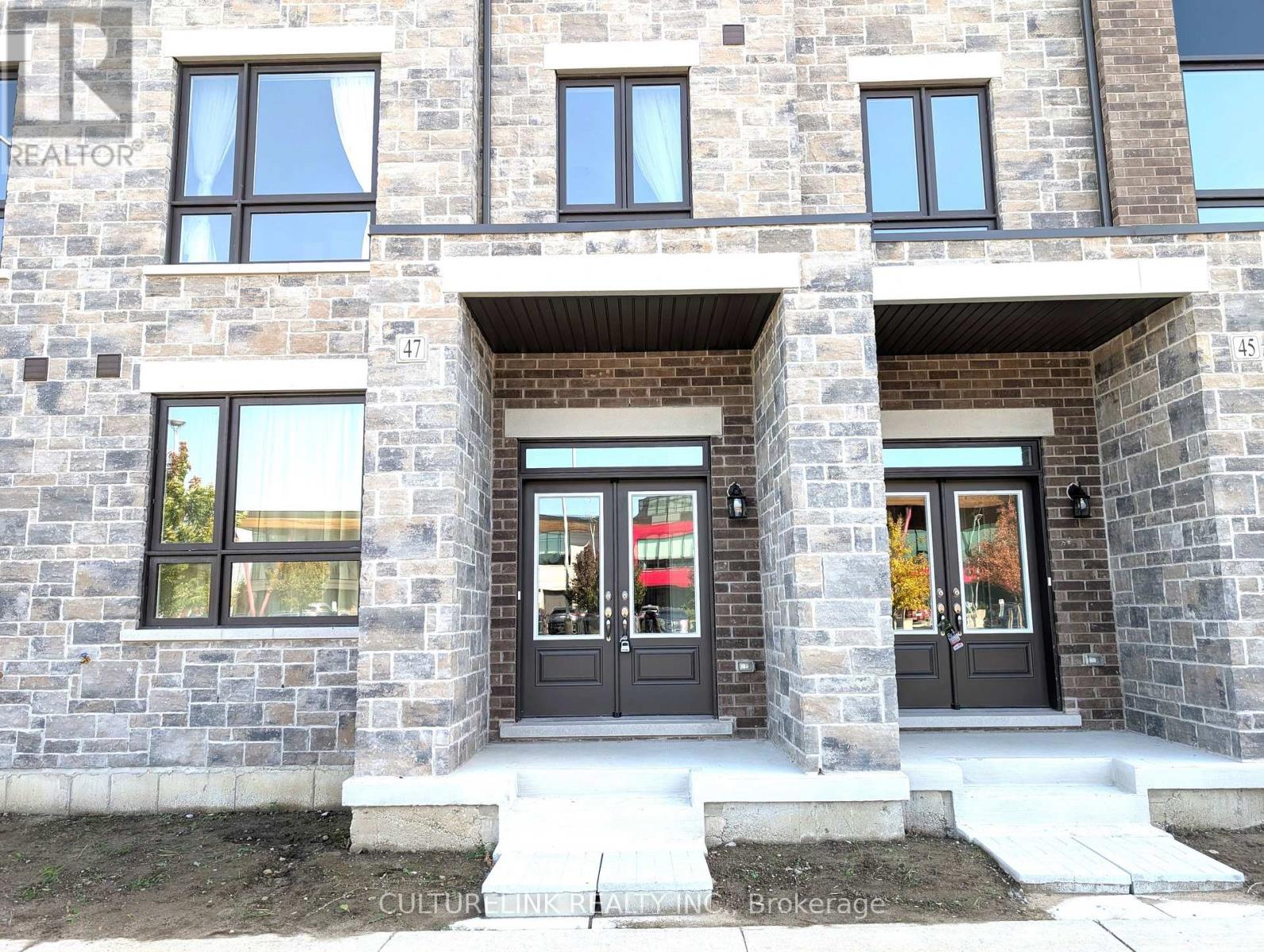 47 MUMBAI DRIVE, Markham (Middlefield)