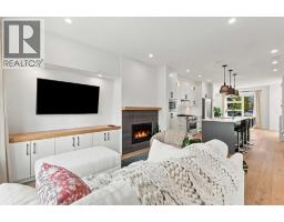 4pc Bathroom - 3209 16 Street Sw, Calgary, AB T2T1S6 Photo 15