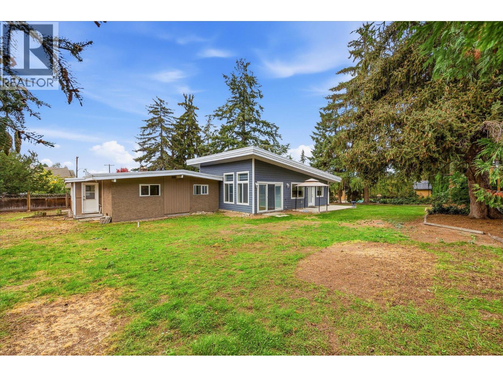 4583 Bonjou Road, Kelowna
