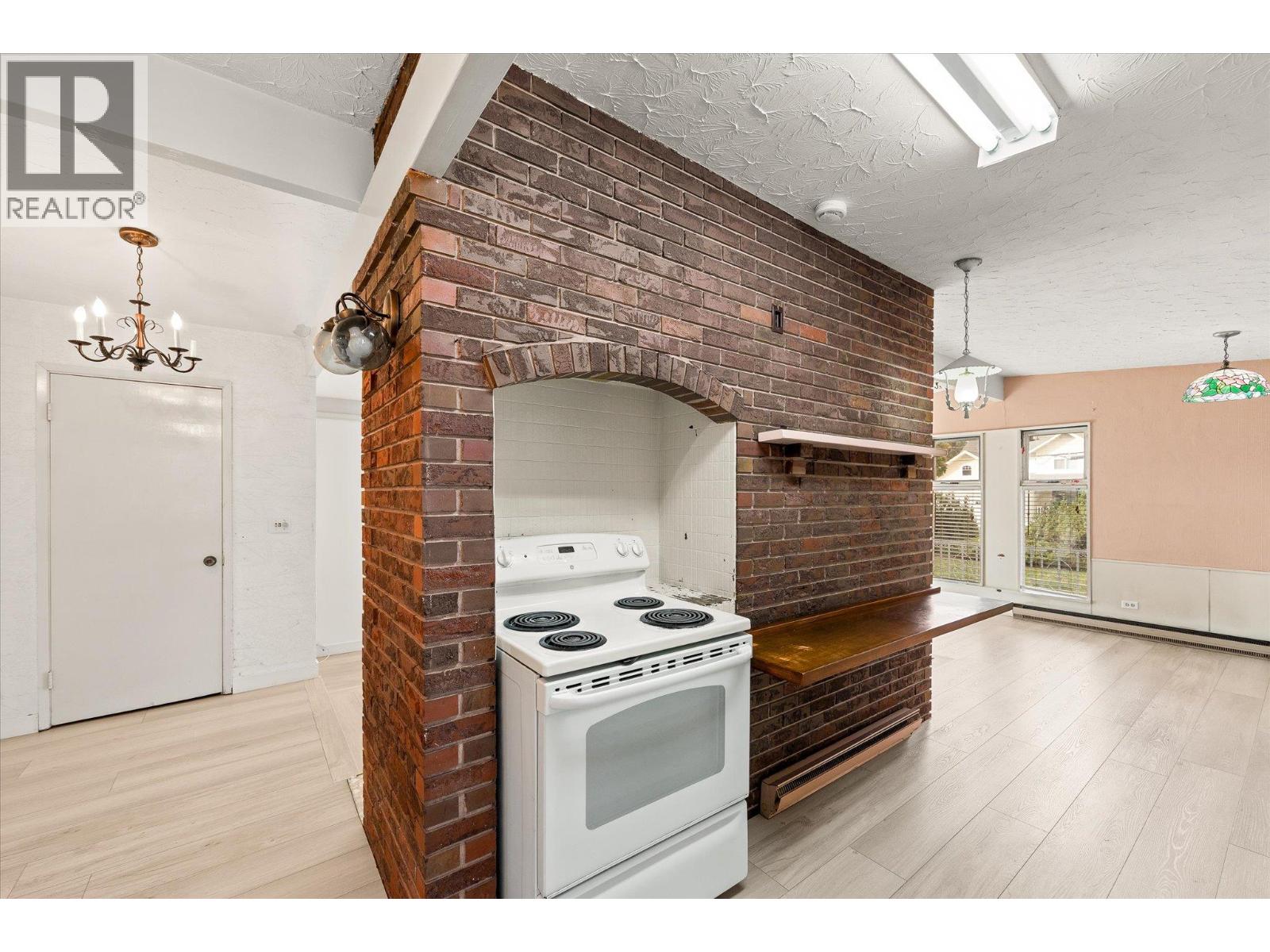 4583 Bonjou Road, Kelowna