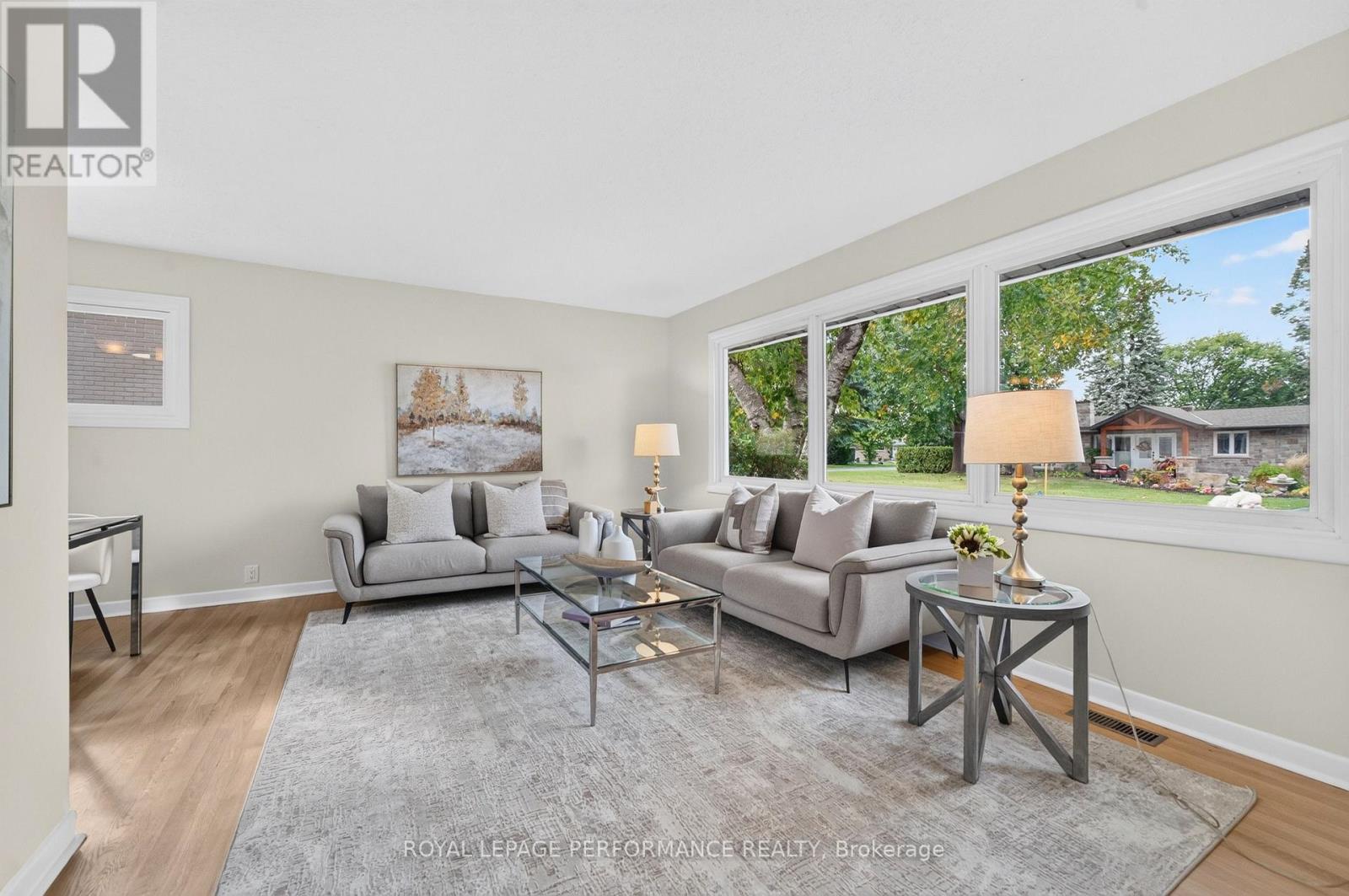21 MILLBROOK CRESCENT - 7