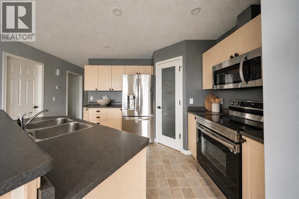 111 Polar Bay - Image 4