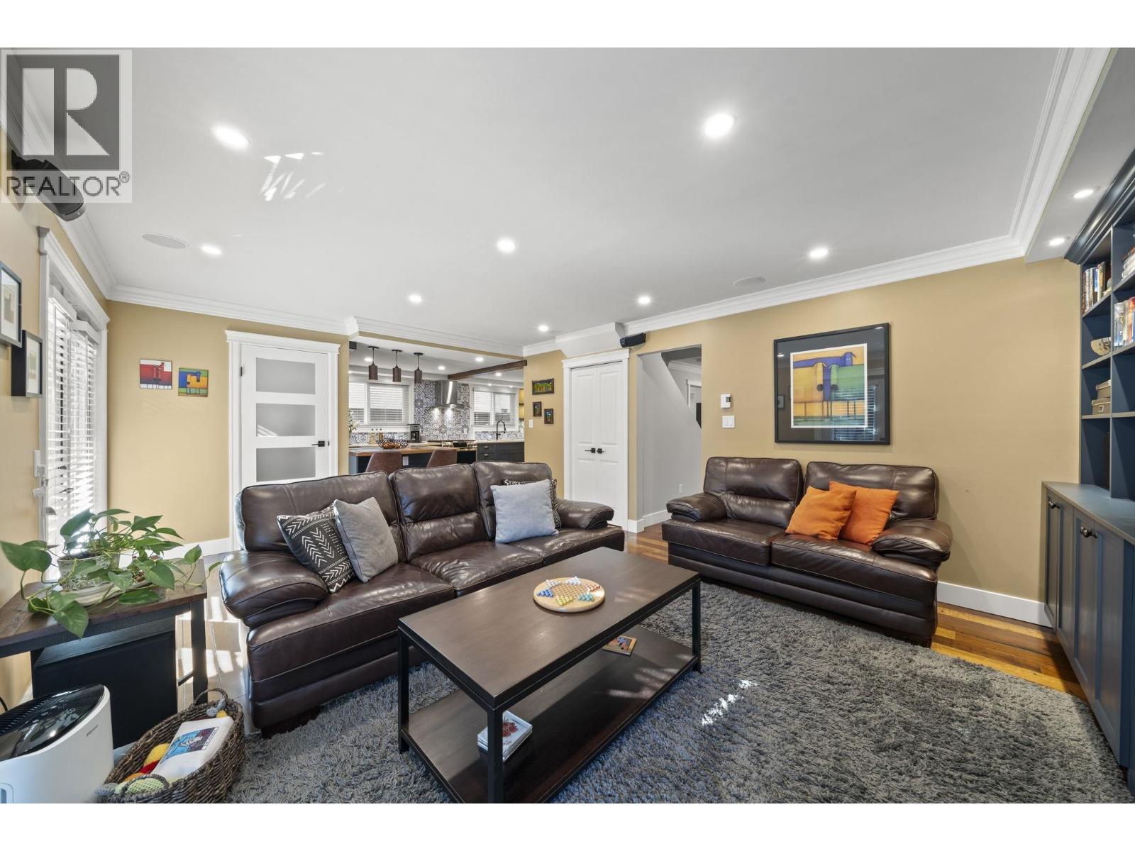 4326 BONAVISTA DRIVE, Richmond