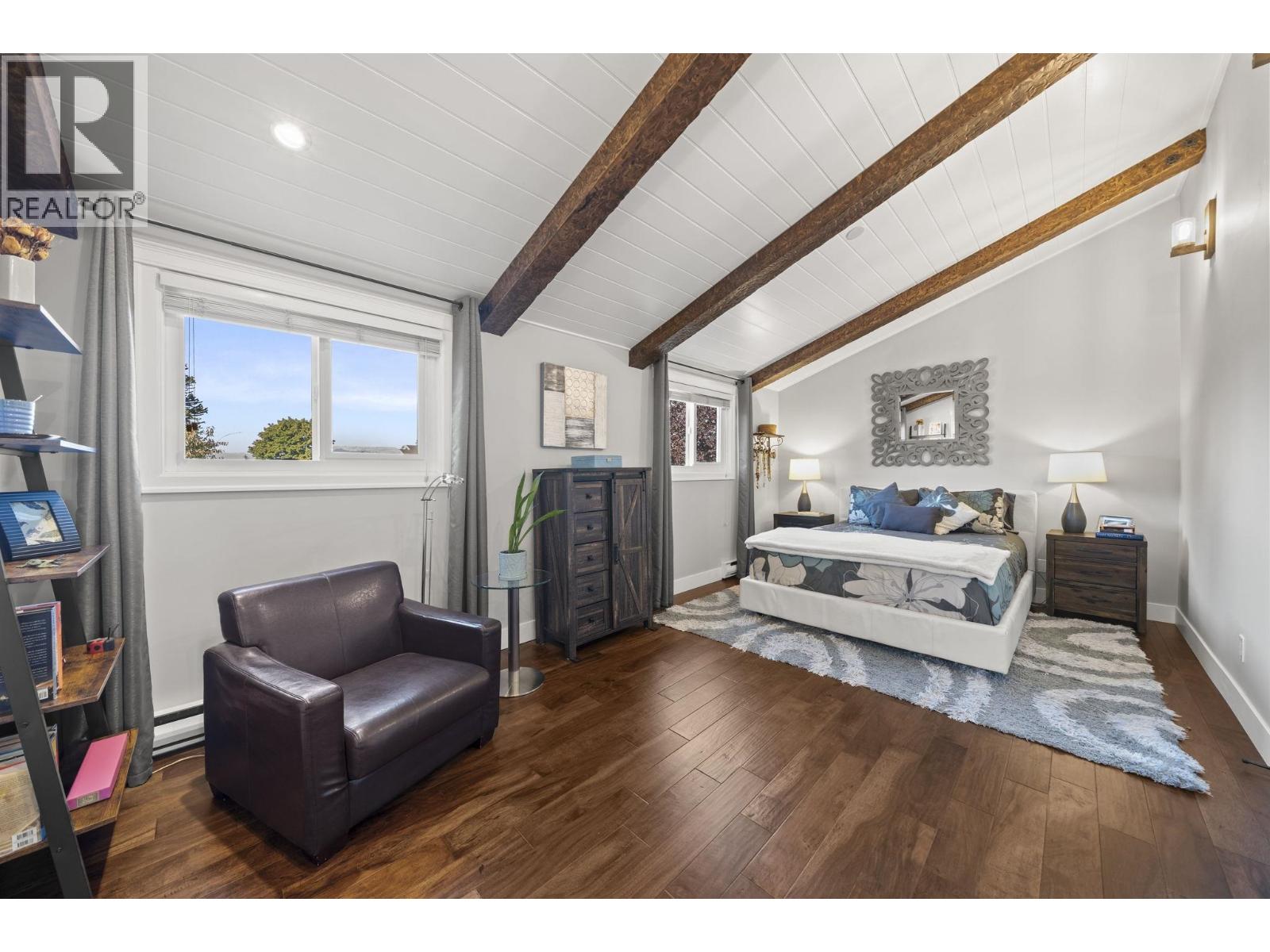 4326 BONAVISTA DRIVE, Richmond