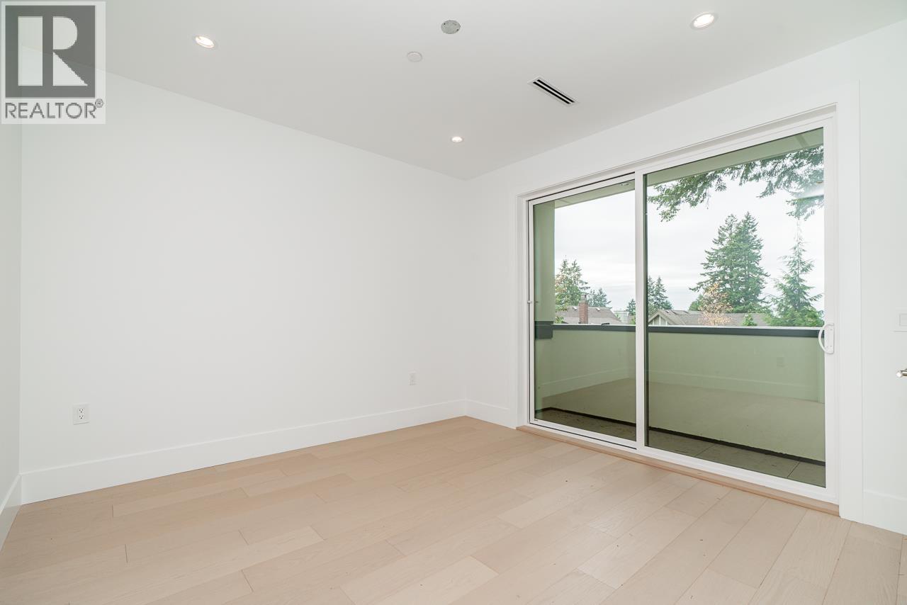 Photo of 1 5061 BLENHEIM STREET 30
