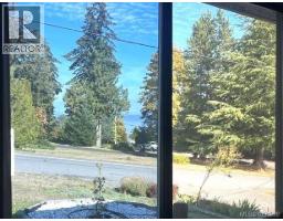 Kitchen - 3234 Douglas St, Chemainus, BC V0R1K2 Photo 13