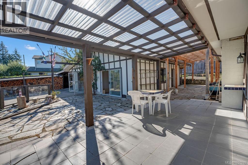 3234 Douglas St, Chemainus