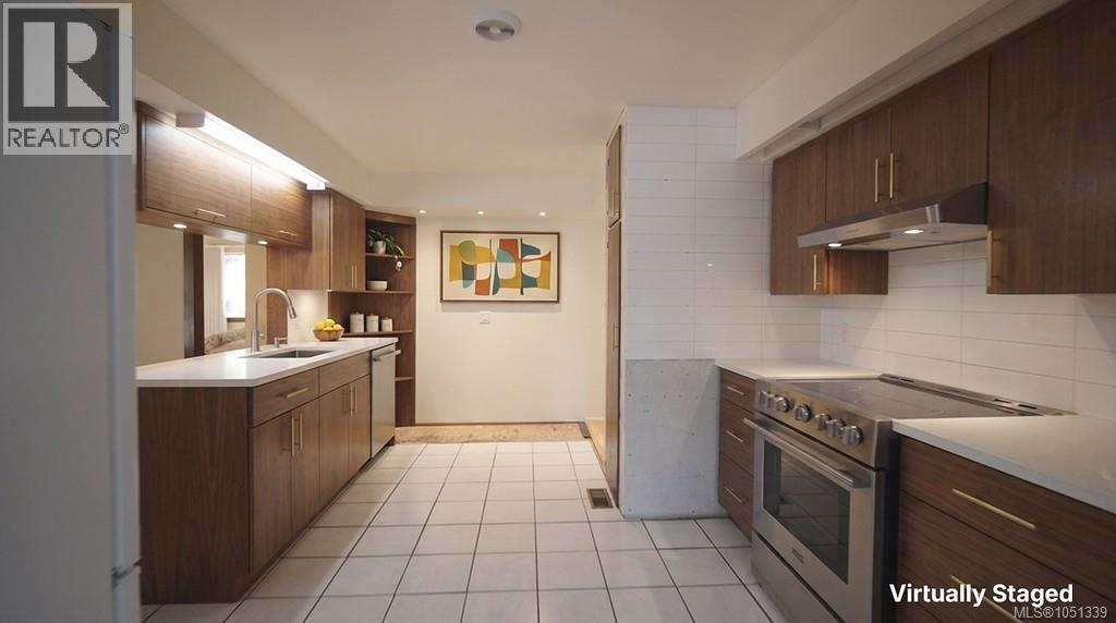 3234 Douglas St, Chemainus