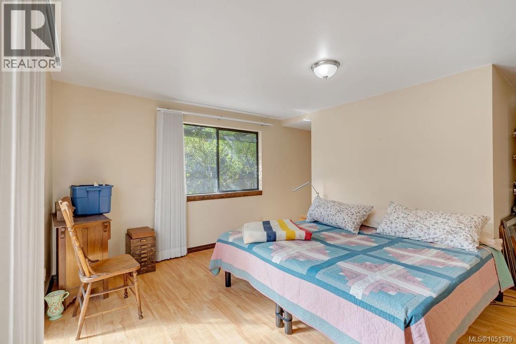 3234 Douglas St, Chemainus