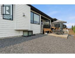 648 Shawnee Terrace SW - photo 36