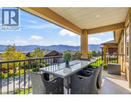 Kitchen - 2150 Alvarado Trail, Westbank, BC V4T3B8 Photo 10