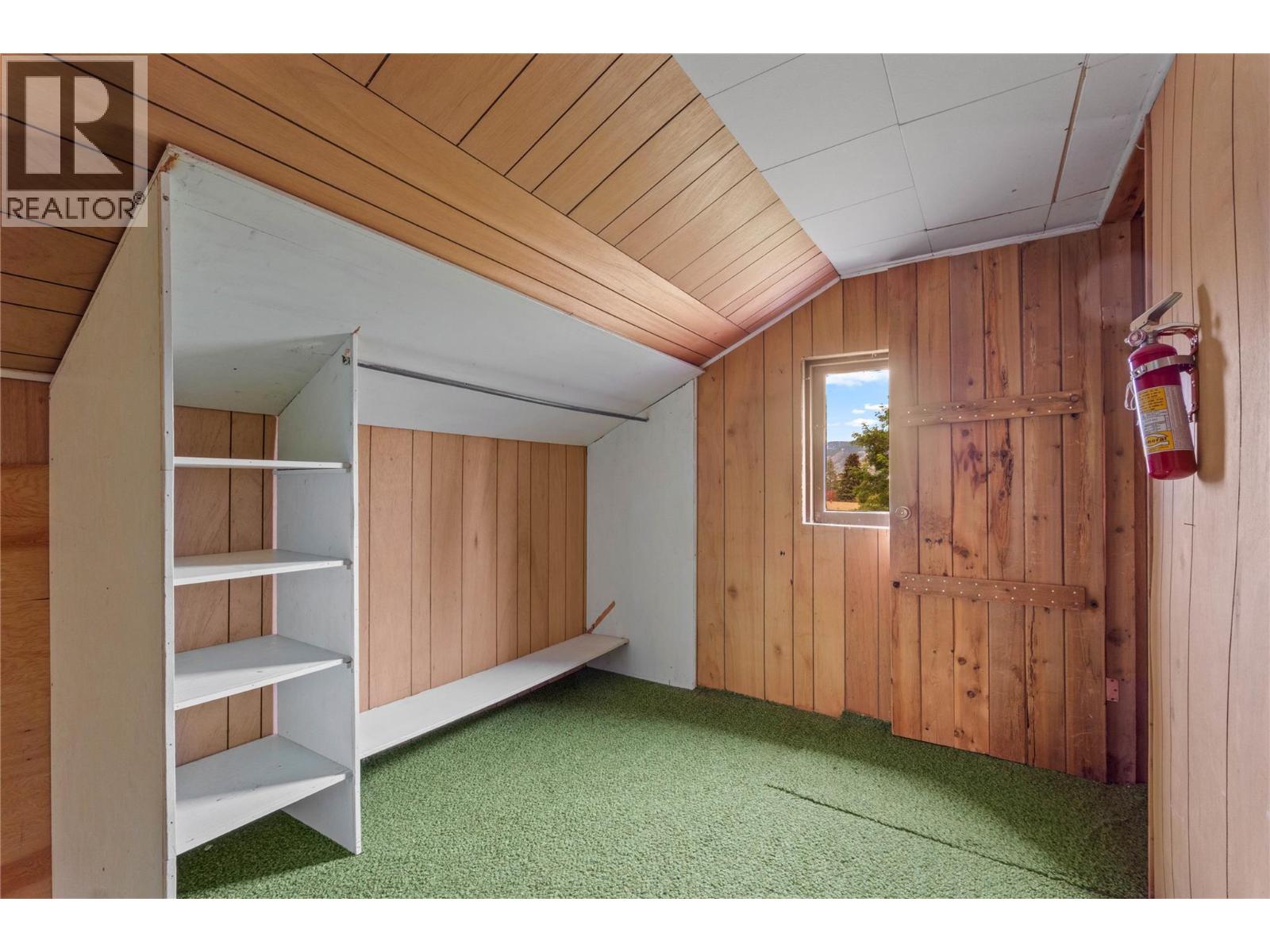 6725 Barnhartvale Road - Image 14