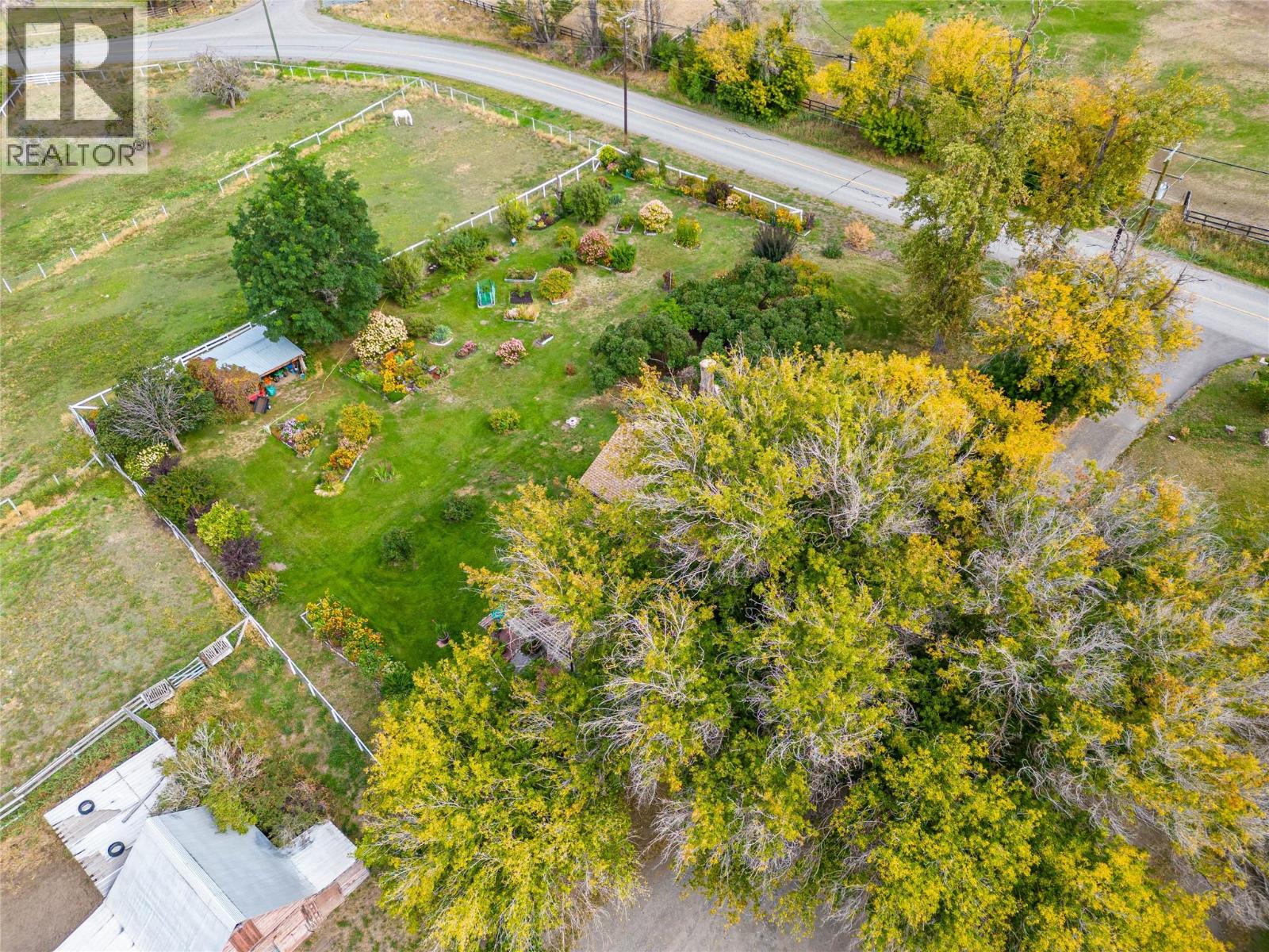 6725 Barnhartvale Road - 24