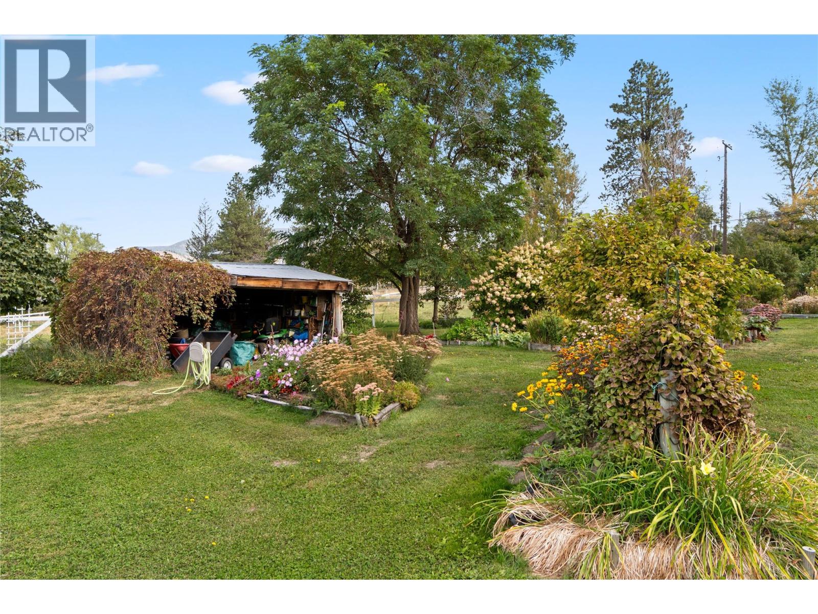6725 Barnhartvale Road - 21