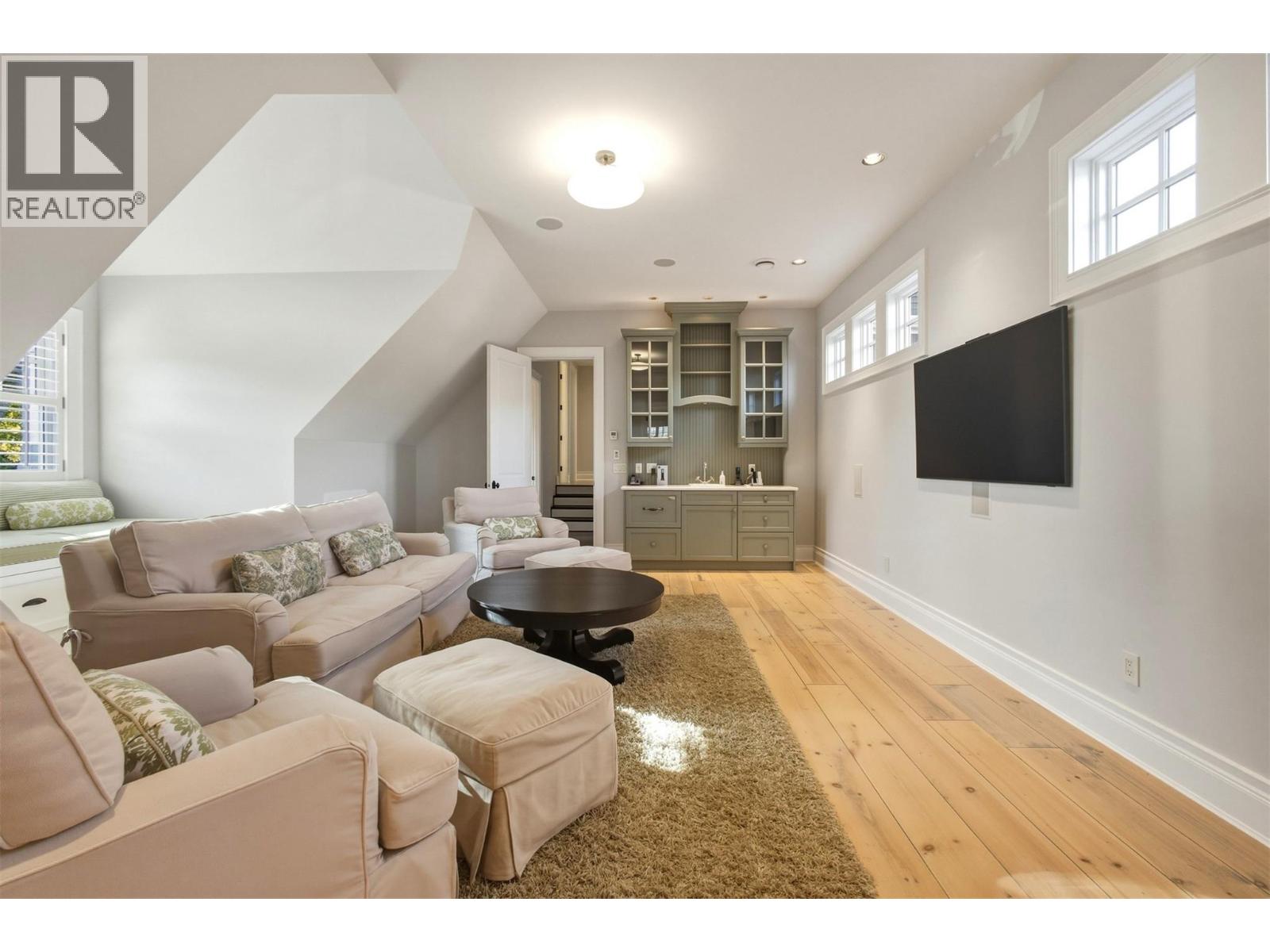 4200 Short Road, Kelowna