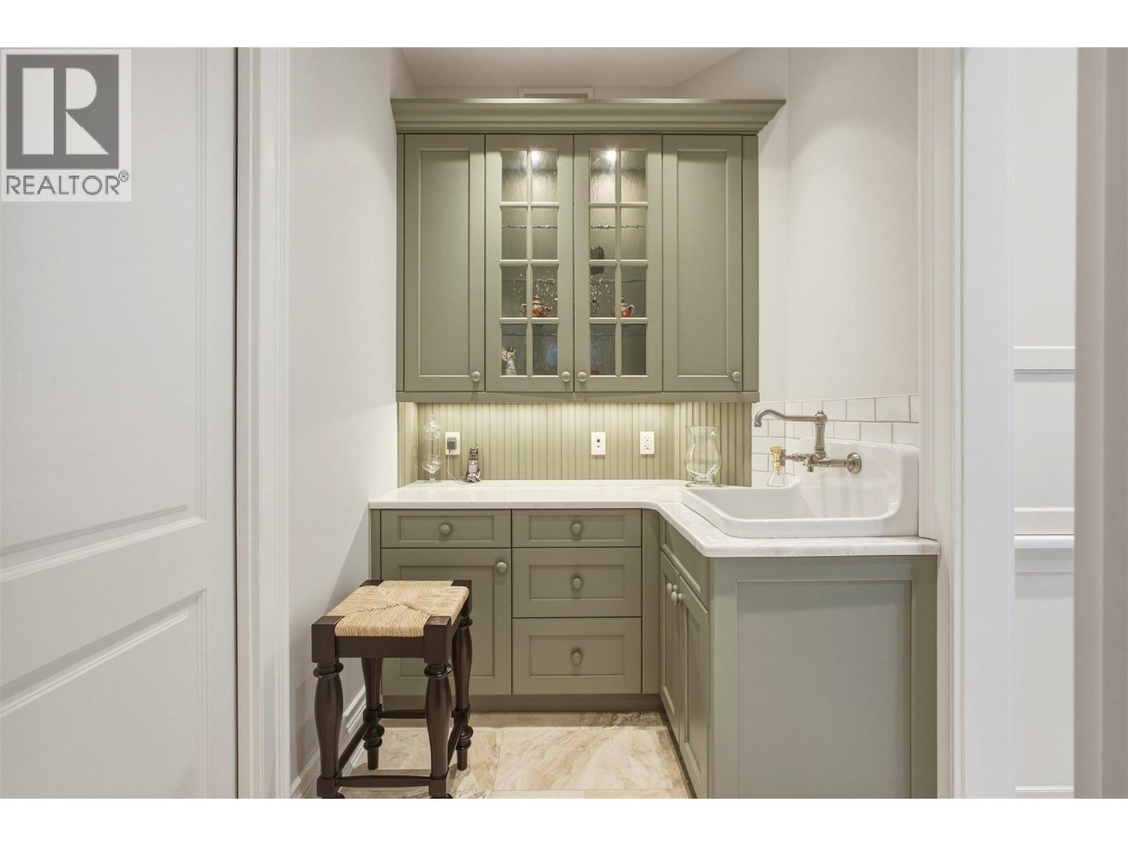 4200 Short Road, Kelowna