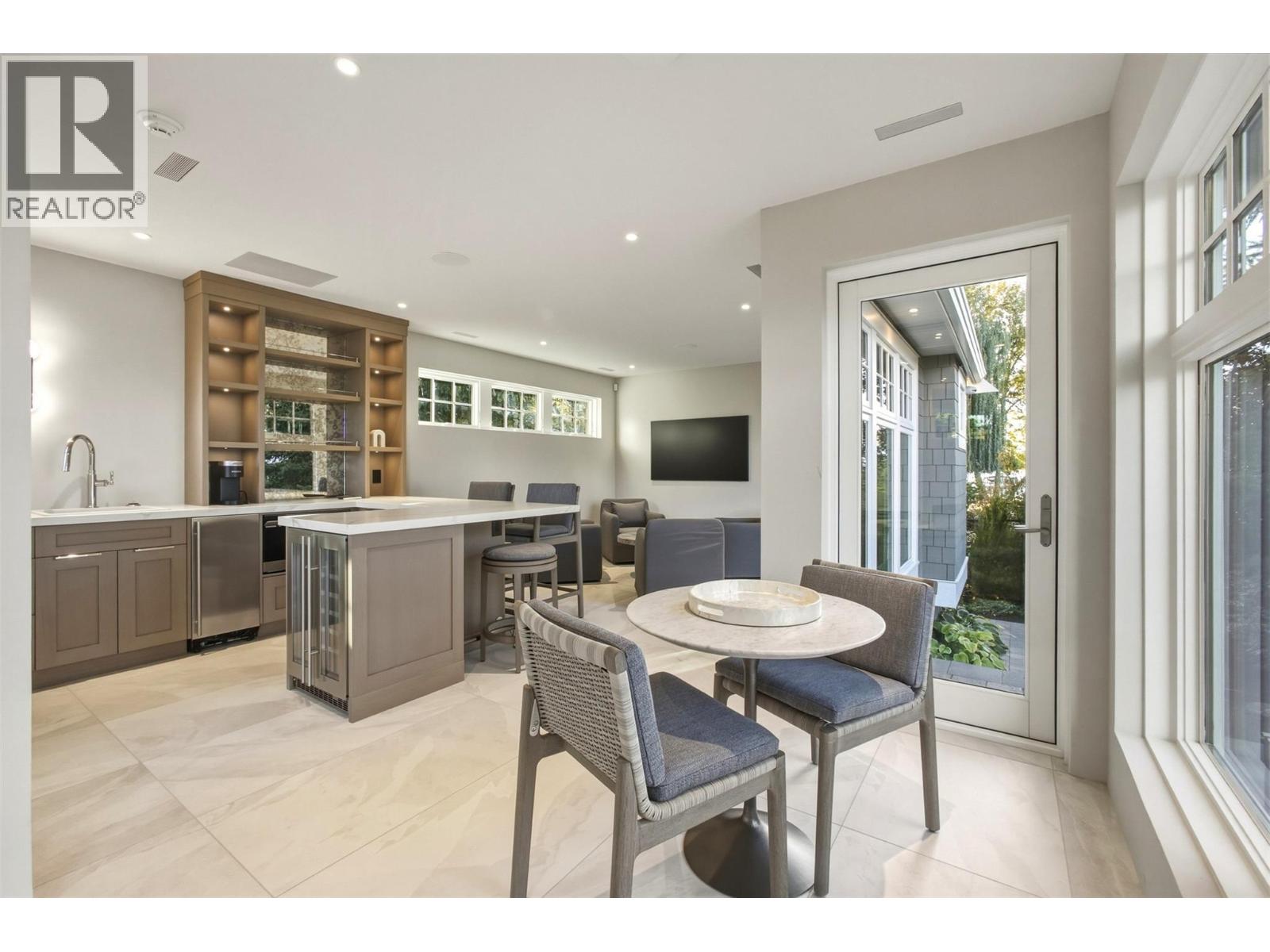 4200 Short Road, Kelowna