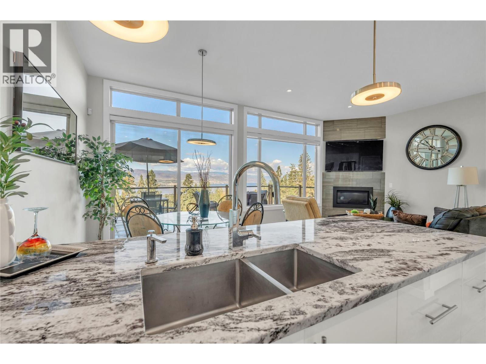 2864 Arawana Road, Naramata