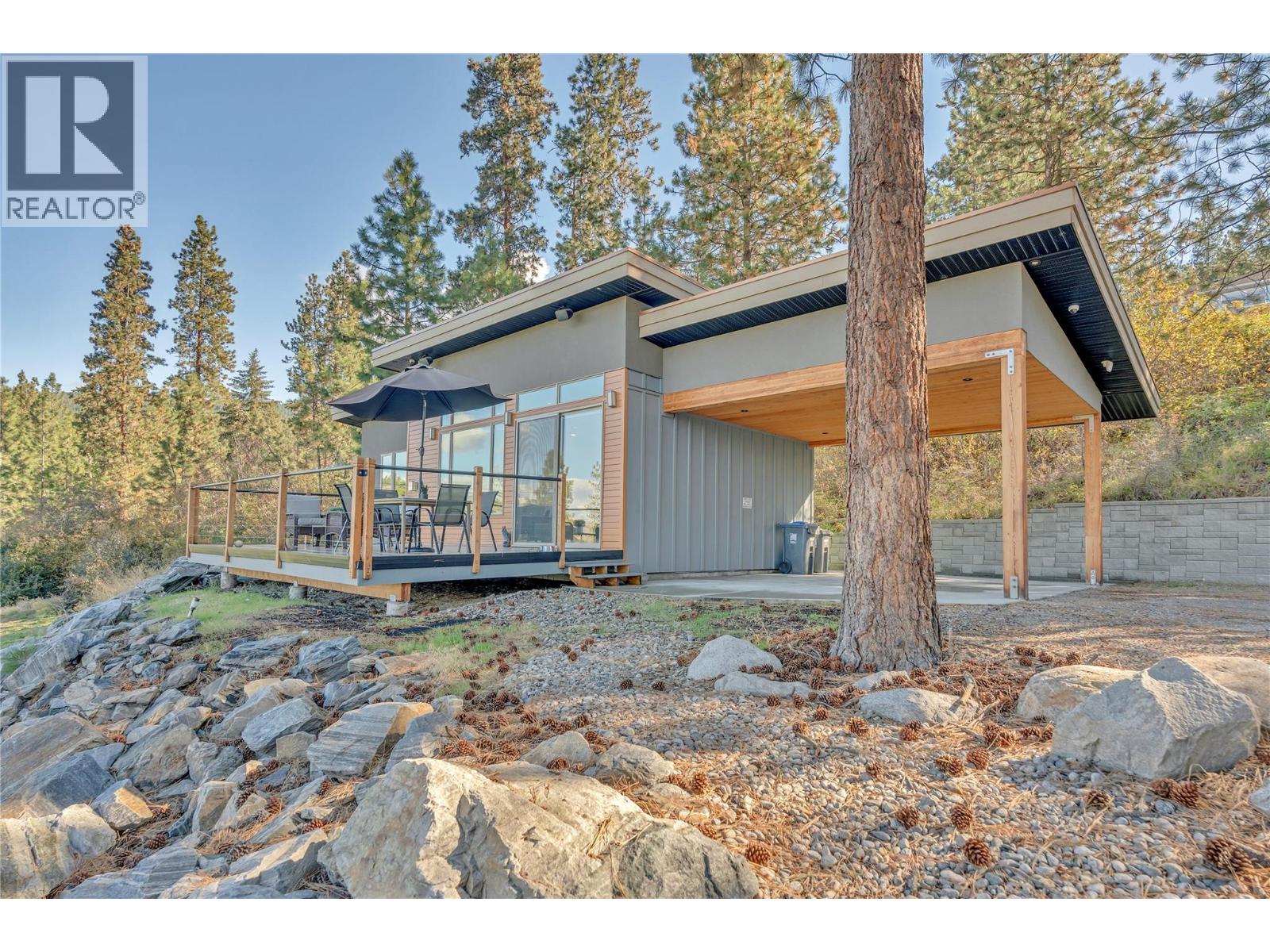 2864 Arawana Road, Naramata