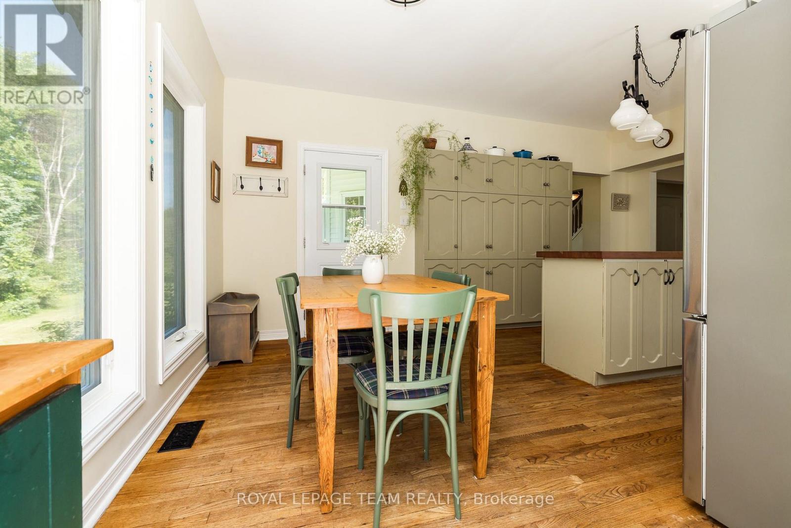 531 CRAIG ROAD - Image 20