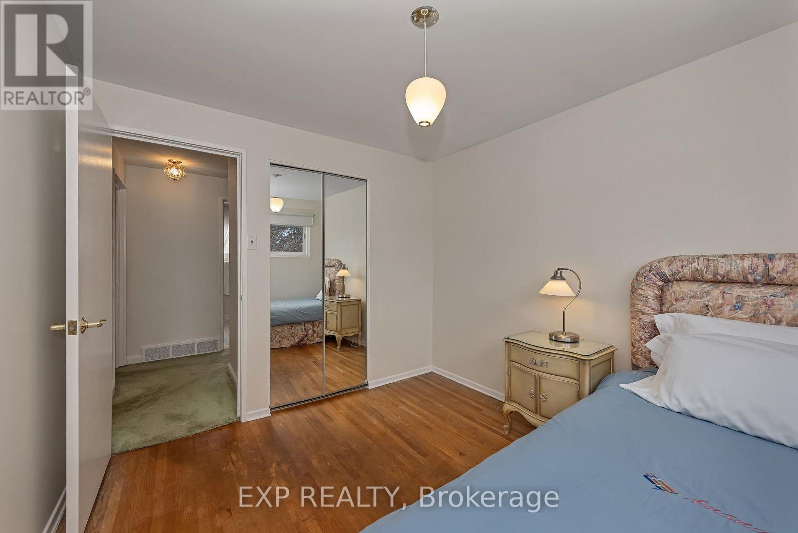 2161 VALLEY DRIVE - 20