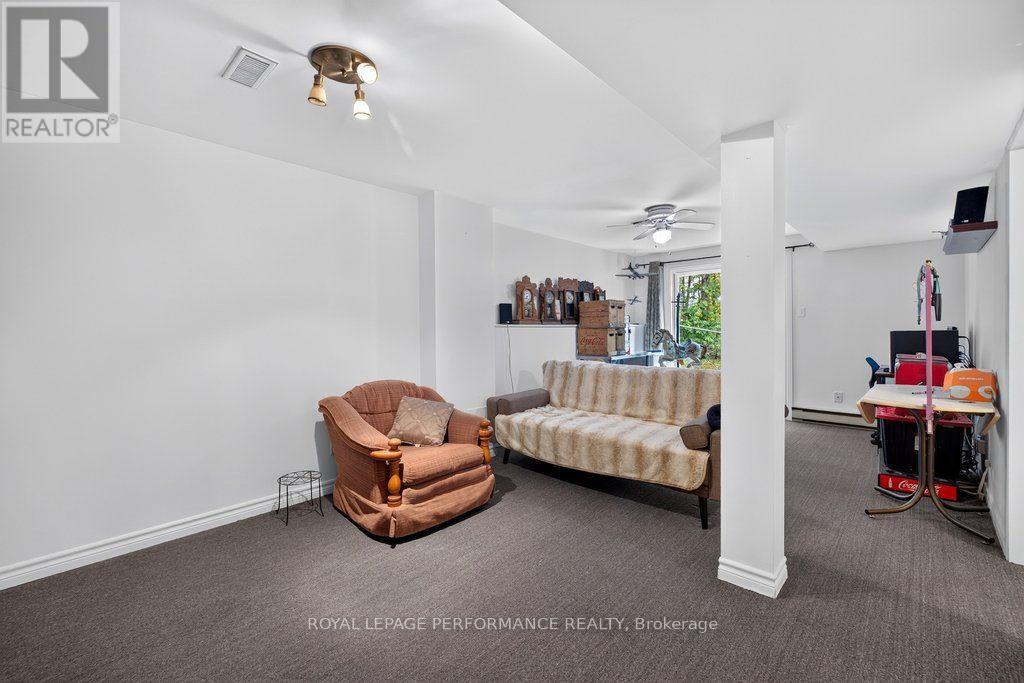 93 - 6816 Bilberry Drive